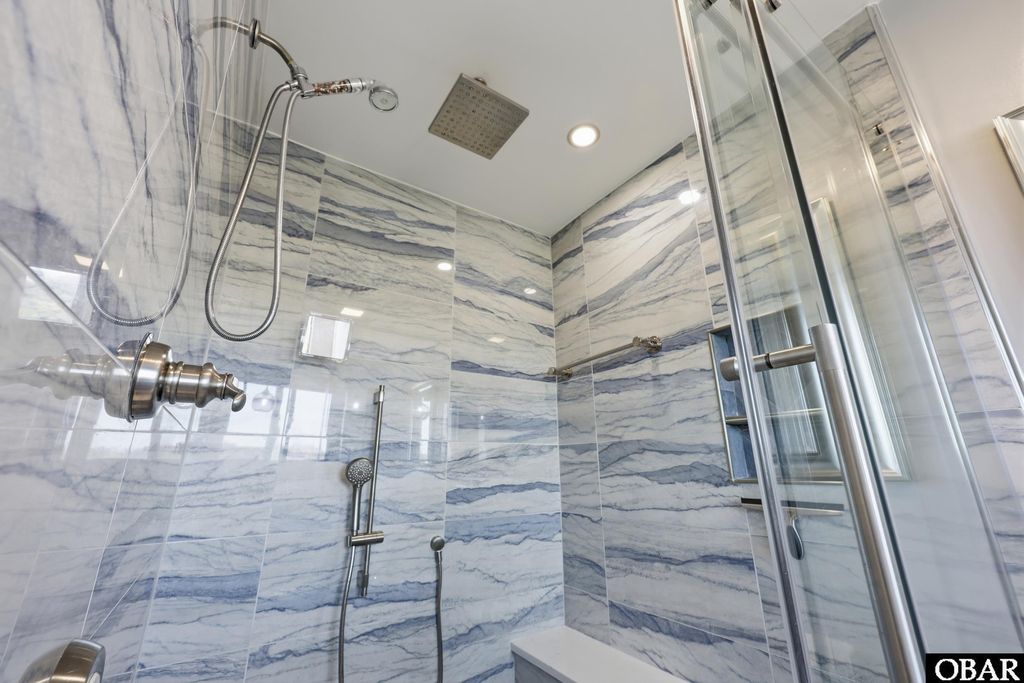 Image 3 of property listing at 123 Georgetown Sands Rd Unit 19, Duck, NC 27949