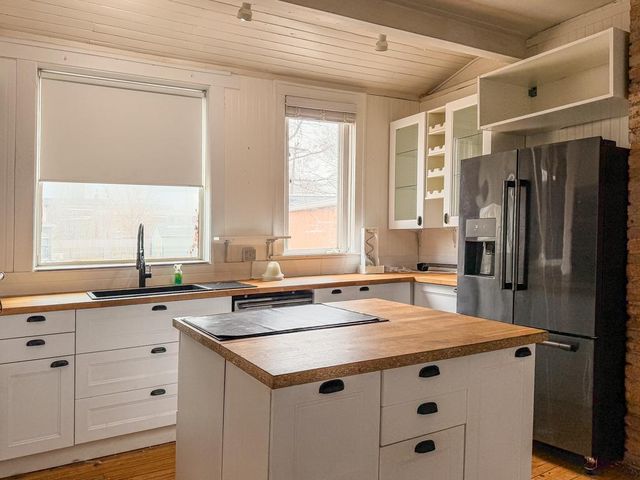 3252 Pleasant Avenue, Minneapolis, MN 55408