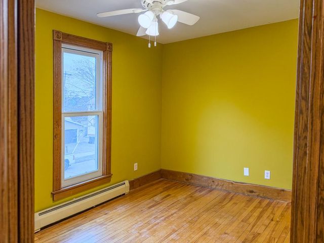 3252 Pleasant Avenue, Minneapolis, MN 55408