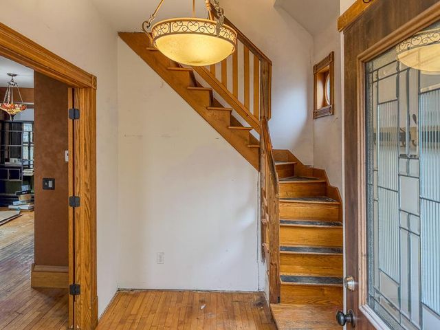 3252 Pleasant Avenue, Minneapolis, MN 55408