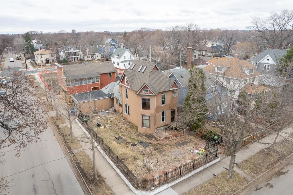 3252 Pleasant Avenue, Minneapolis, MN 55408