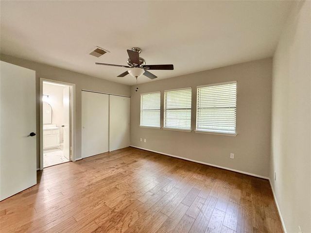 22 Sawmill Grove Lane, The Woodlands, TX 77380