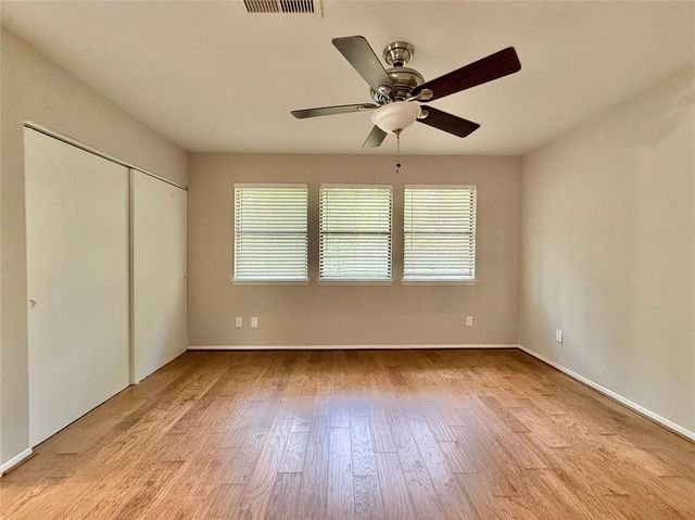 22 Sawmill Grove Lane, The Woodlands, TX 77380