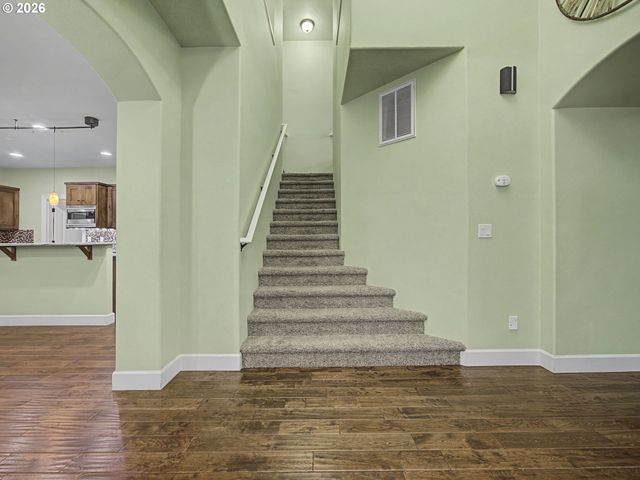 39576 TRILLIUM St, Sandy, OR 97055