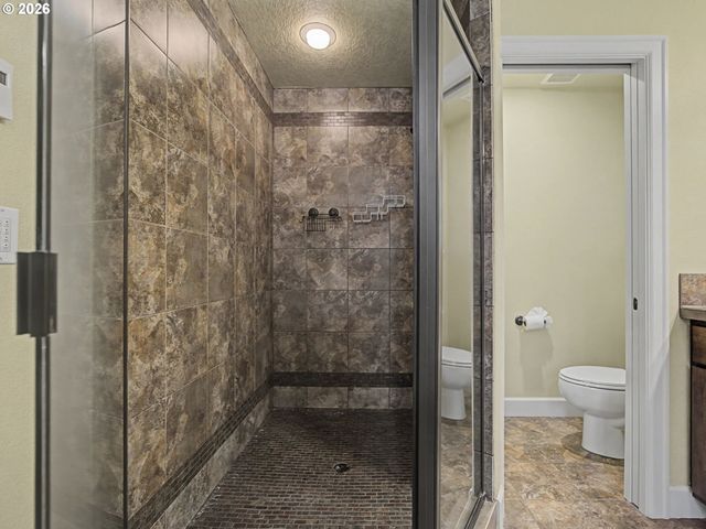 39576 TRILLIUM St, Sandy, OR 97055