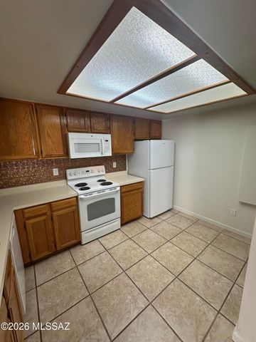 4279 N River Grove Cir Apt 127, Tucson, AZ 85719