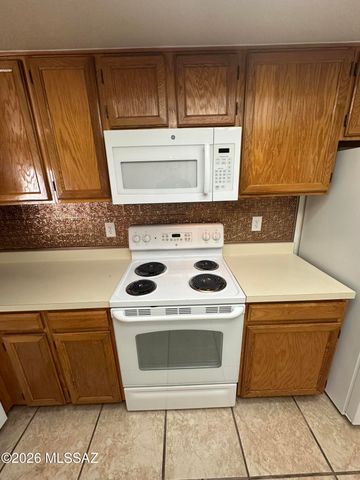4279 N River Grove Cir Apt 127, Tucson, AZ 85719