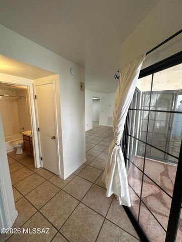 4279 N River Grove Cir Apt 127, Tucson, AZ 85719