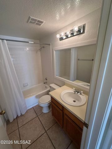 4279 N River Grove Cir Apt 127, Tucson, AZ 85719