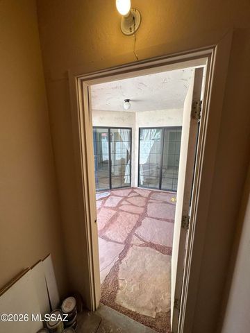 4279 N River Grove Cir Apt 127, Tucson, AZ 85719