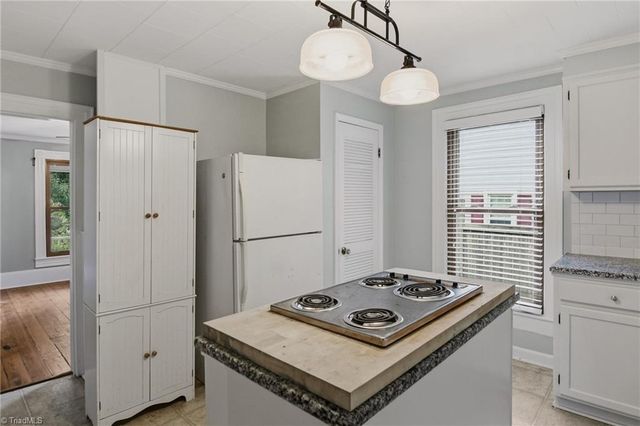 112 Gloria Avenue, Winston-salem, NC 27127