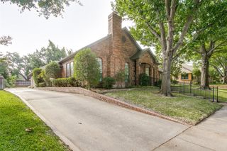 3208 Channing Lane, Bedford, TX 76021