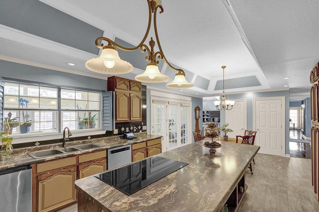 5315 MONTOYA Drive, El Paso, TX 79932