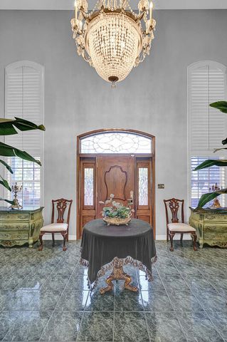 5315 MONTOYA Drive, El Paso, TX 79932