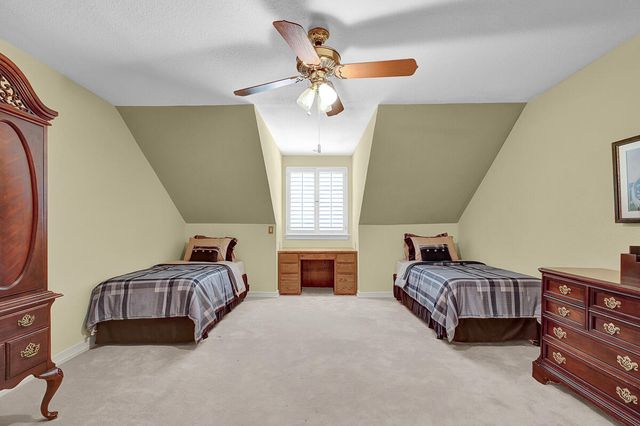 5315 MONTOYA Drive, El Paso, TX 79932