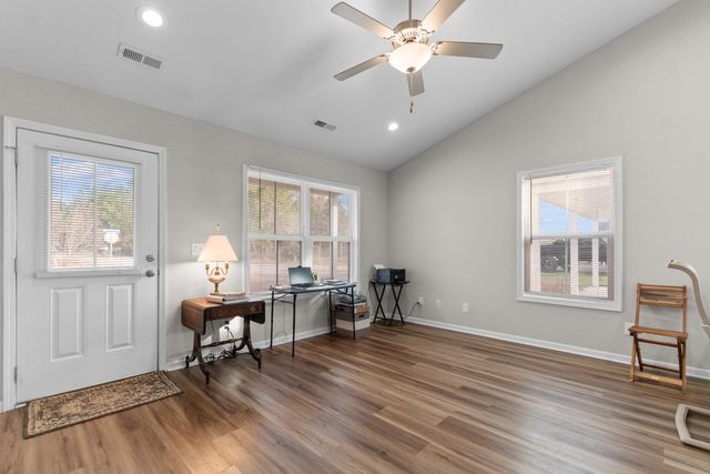 168 Rosedale Dr., Aynor, SC 29511