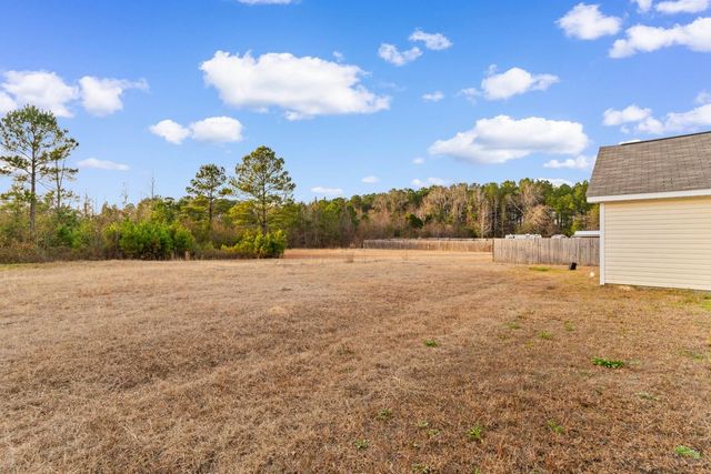 168 Rosedale Dr., Aynor, SC 29511