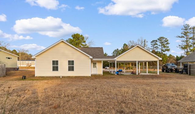 168 Rosedale Dr., Aynor, SC 29511