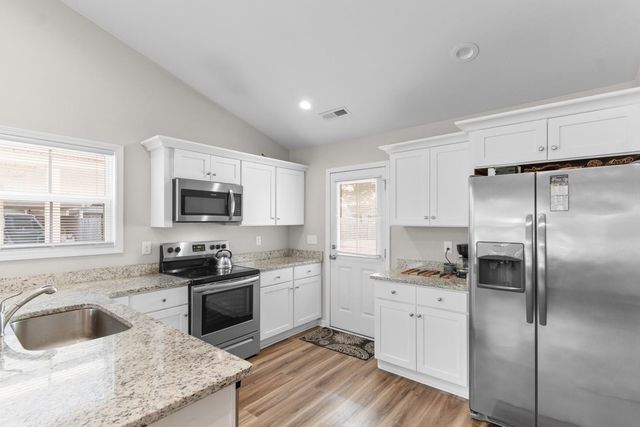 168 Rosedale Dr., Aynor, SC 29511