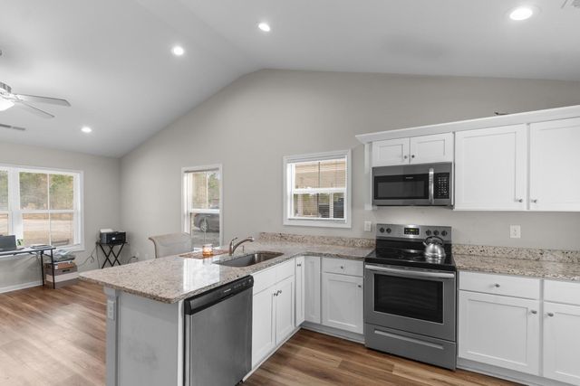 168 Rosedale Dr., Aynor, SC 29511