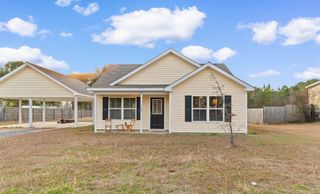 168 Rosedale Dr., Aynor, SC 29511