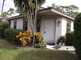2825 Stoneway Ln, Fort Pierce, FL 34982