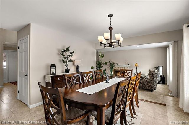 1824 N Adams Road, Rochester Hills, MI 48306