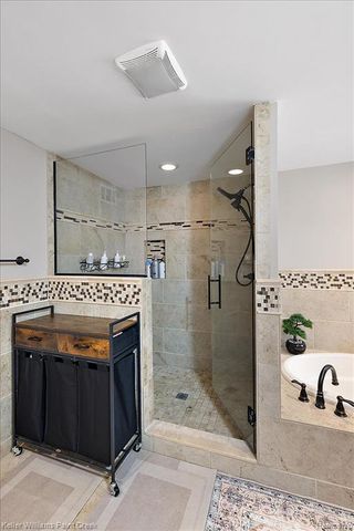 1824 N Adams Road, Rochester Hills, MI 48306