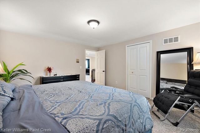 1824 N Adams Road, Rochester Hills, MI 48306