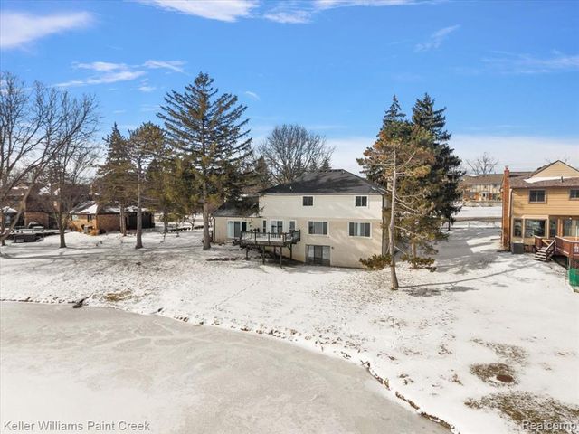 1824 N Adams Road, Rochester Hills, MI 48306