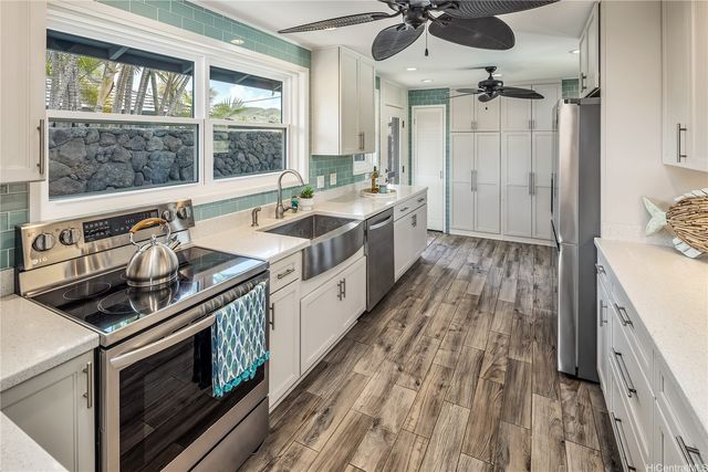 126 Mahealani Place, Kailua, HI 96734