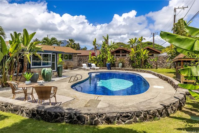 126 Mahealani Place, Kailua, HI 96734