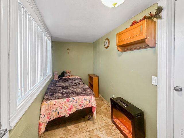 504 12th St, Greeley, CO 80631
