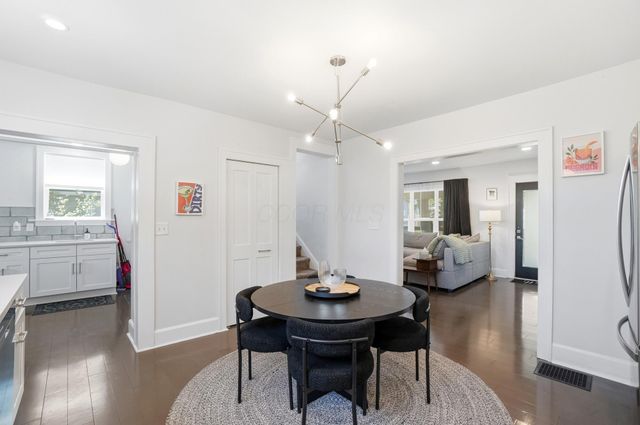 110 N Chase Avenue, Columbus, OH 43204