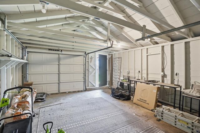 110 N Chase Avenue, Columbus, OH 43204