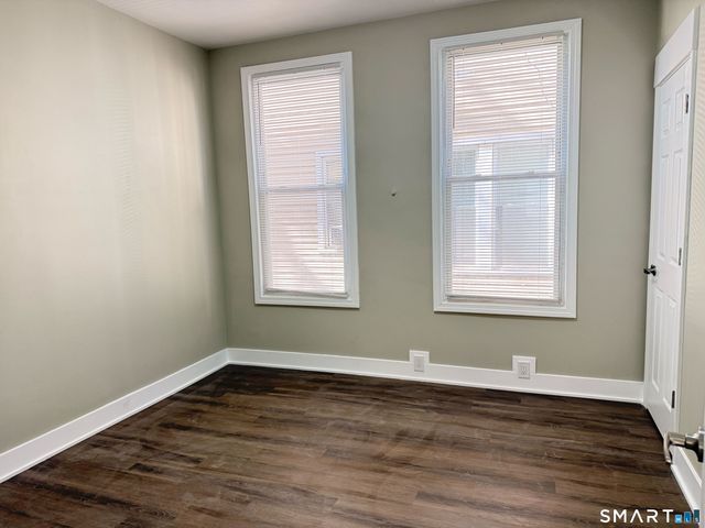 876 Elm Street 1, New Haven, CT 06511