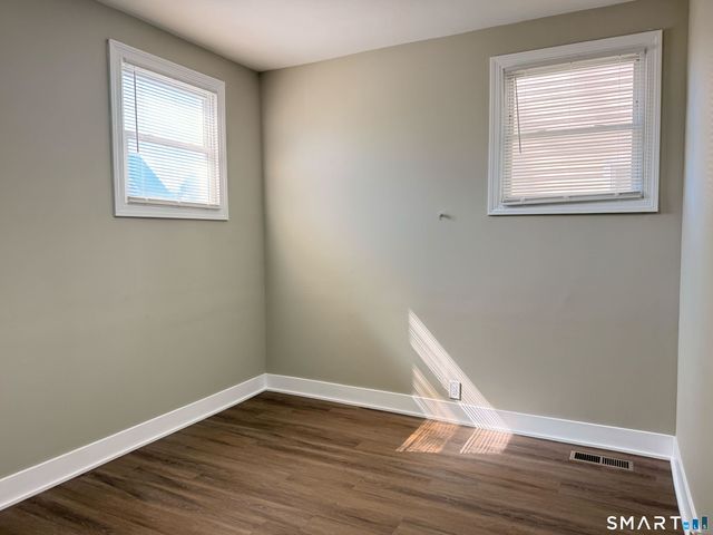 876 Elm Street 1, New Haven, CT 06511