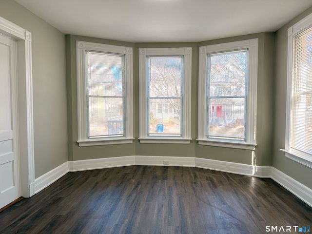 876 Elm Street 1, New Haven, CT 06511