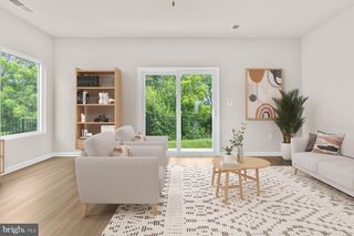 8139 BARTHOLOMEW CT, Baltimore, MD 21206