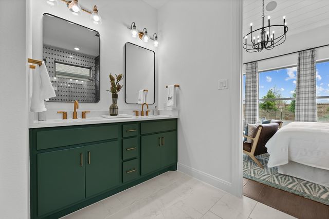 611 Long Trail, Mansfield, TX 76063