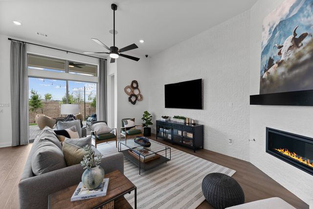 611 Long Trail, Mansfield, TX 76063