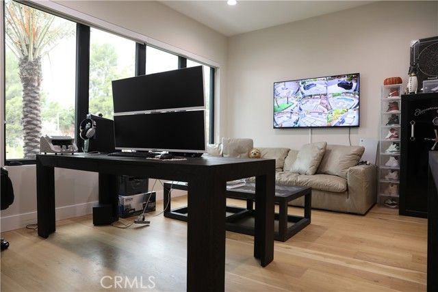 12664 Mclennan, Granada Hills (los Angeles), CA 91344