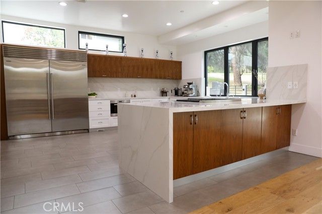 12664 Mclennan, Granada Hills (los Angeles), CA 91344