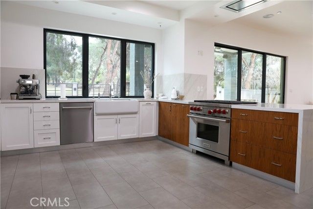 12664 Mclennan, Granada Hills (los Angeles), CA 91344