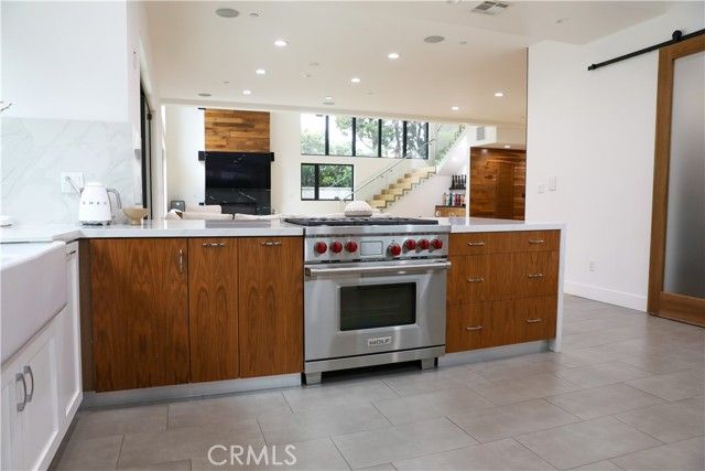 12664 Mclennan, Granada Hills (los Angeles), CA 91344