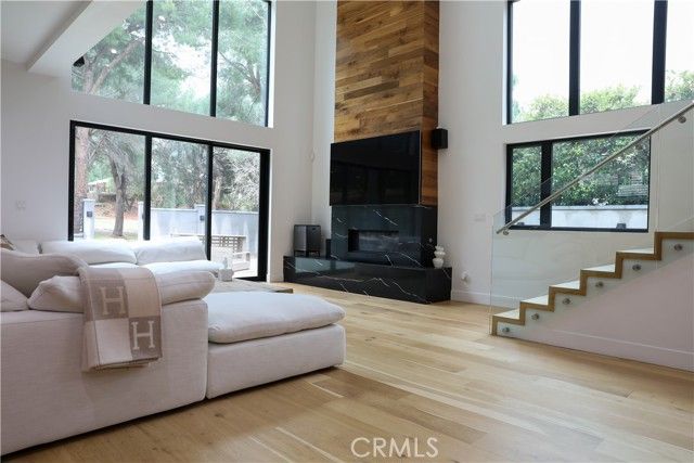 12664 Mclennan, Granada Hills (los Angeles), CA 91344