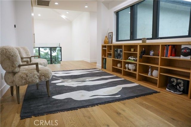 12664 Mclennan, Granada Hills (los Angeles), CA 91344