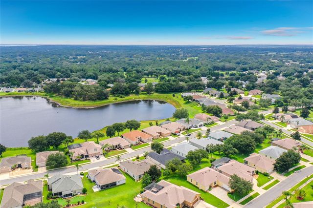 25524 LAUREL VALLEY ROAD, Leesburg, FL 34748