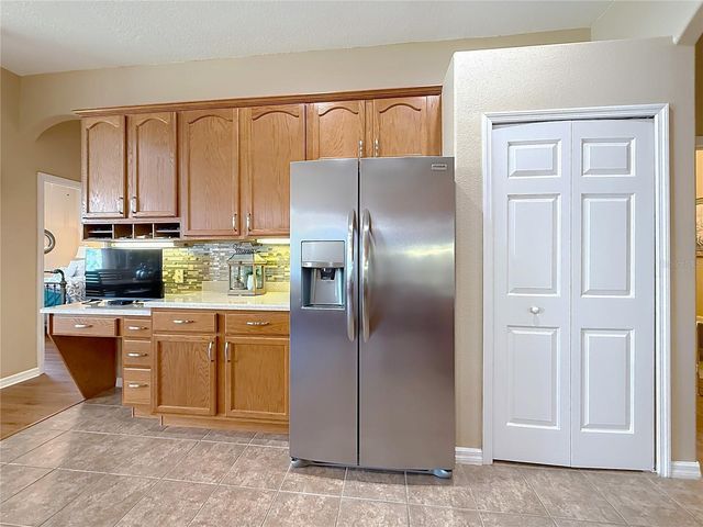 25524 LAUREL VALLEY ROAD, Leesburg, FL 34748