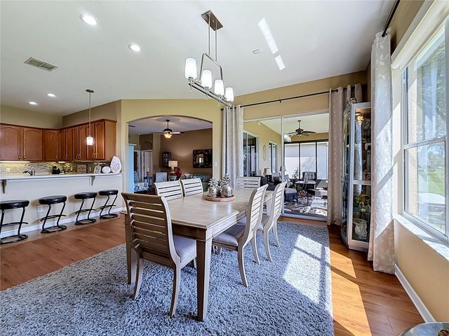 25524 LAUREL VALLEY ROAD, Leesburg, FL 34748